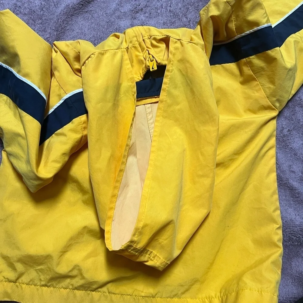 Nike Kids Yellow and Black Jacket